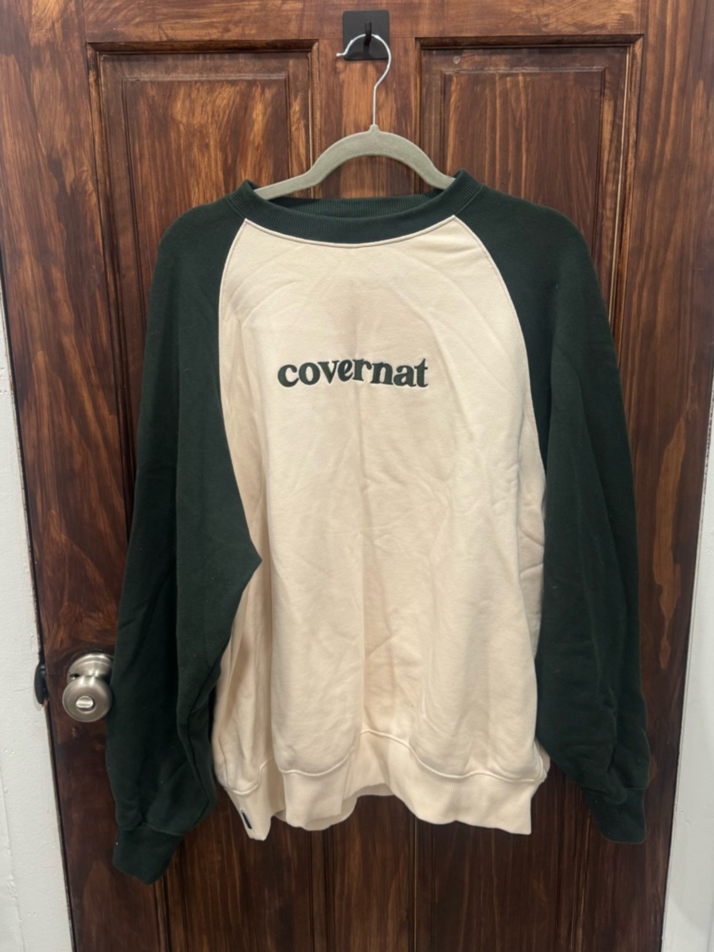 Covernat Sweatshirt in Cream & Dark Green